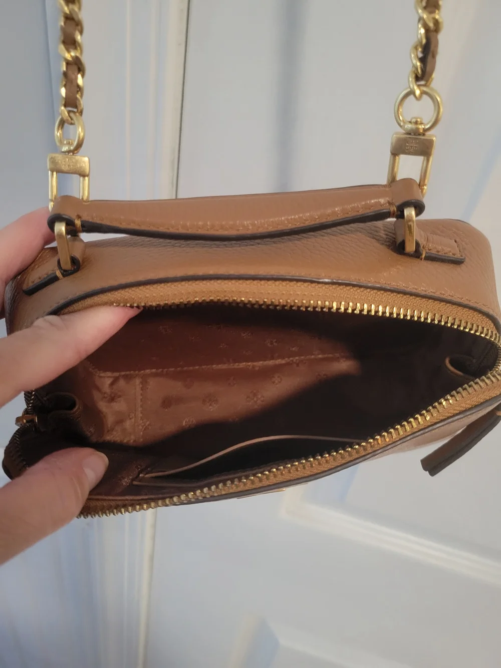 Tory Burch Tan Leather Crossbody Camera Bag with Gold Chain
